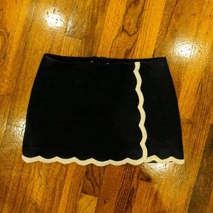 Lilly Pulitzer scalloped blue and white skort